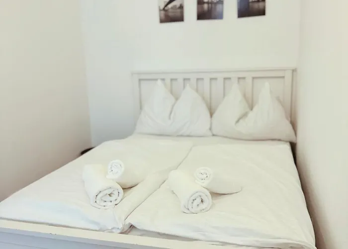 Experience Apartment *