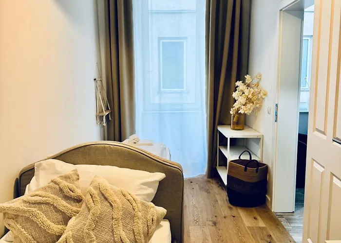 Experience Apartment