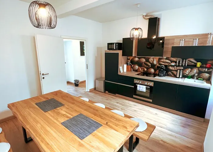 Experience Apartment *